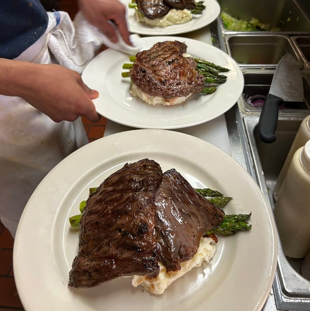 Steak Pizzaiola.