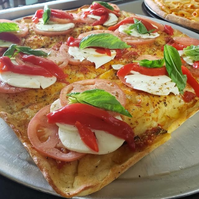 Crispino Pizza.