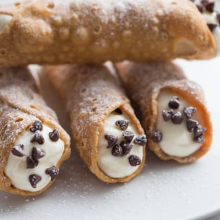 Homemade Mini Cannoli
