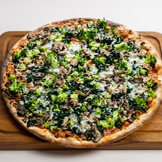 Thin Crust Vivian Linea Pie